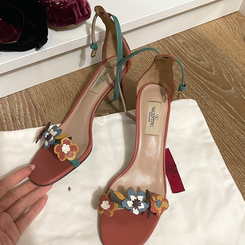 Valentino Orange Red Rockstud Hawaii Flower Floral Ankle Strap Sandals Heel Pump
